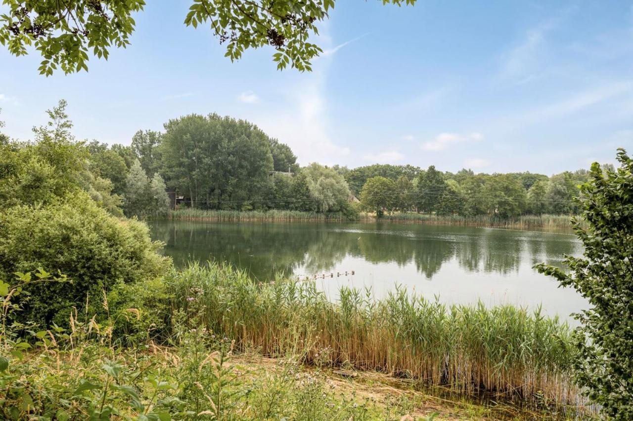 Gezellige Vakantiewoning Aan Het Water In Ewijk - Recreational Only No Workers Eksteriør billede